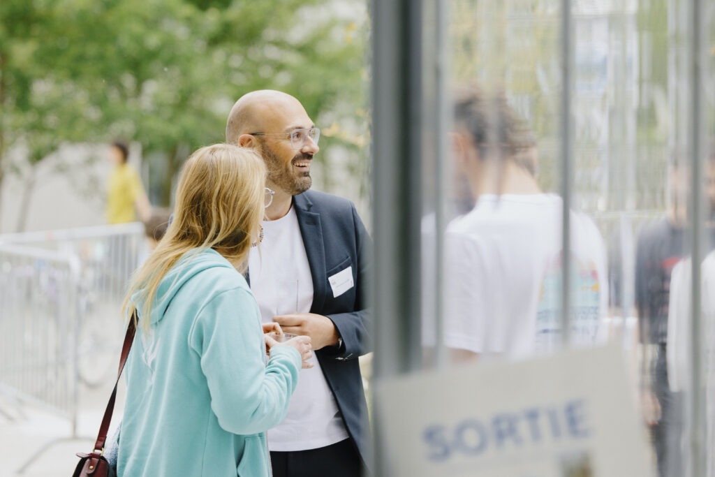 Arrivée des visiteurs du séminaire
