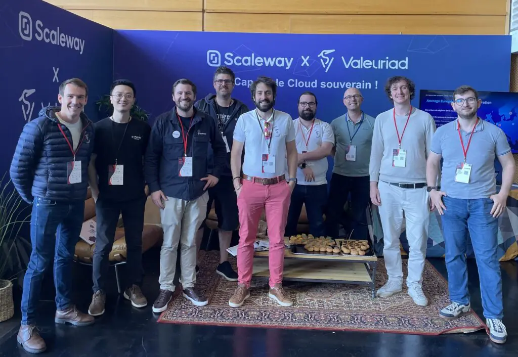 Stand sur le salon tech ready valeuriad en partenariat avec scaleway